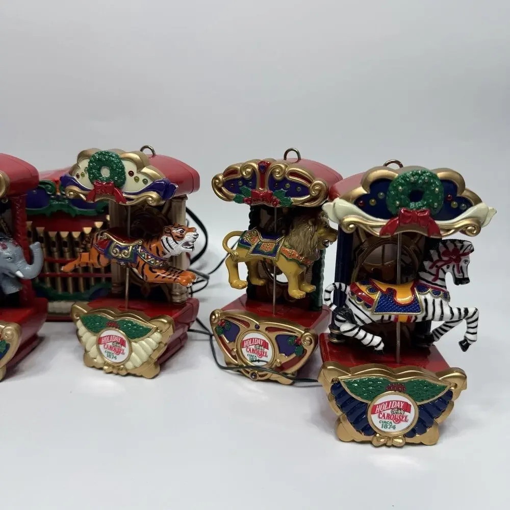 Vintage Mr. Christmas Holiday Carousel Musical & Lights Circus Animals Tested
